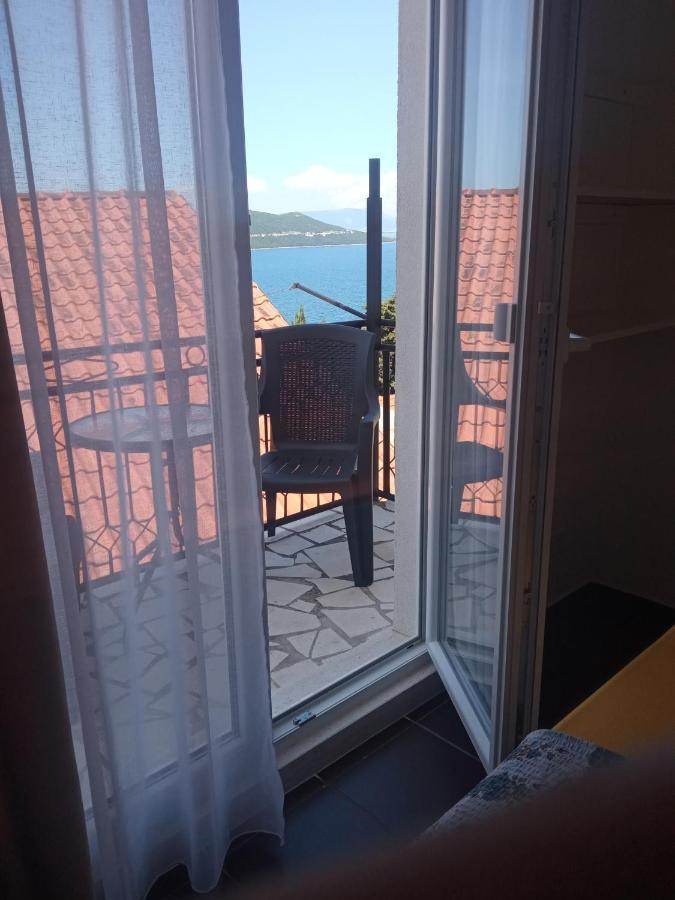 Guest House Inara 内乌姆 外观 照片