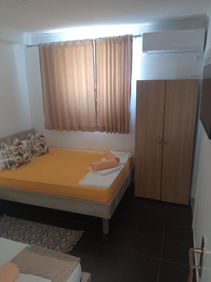Guest House Inara 内乌姆 外观 照片