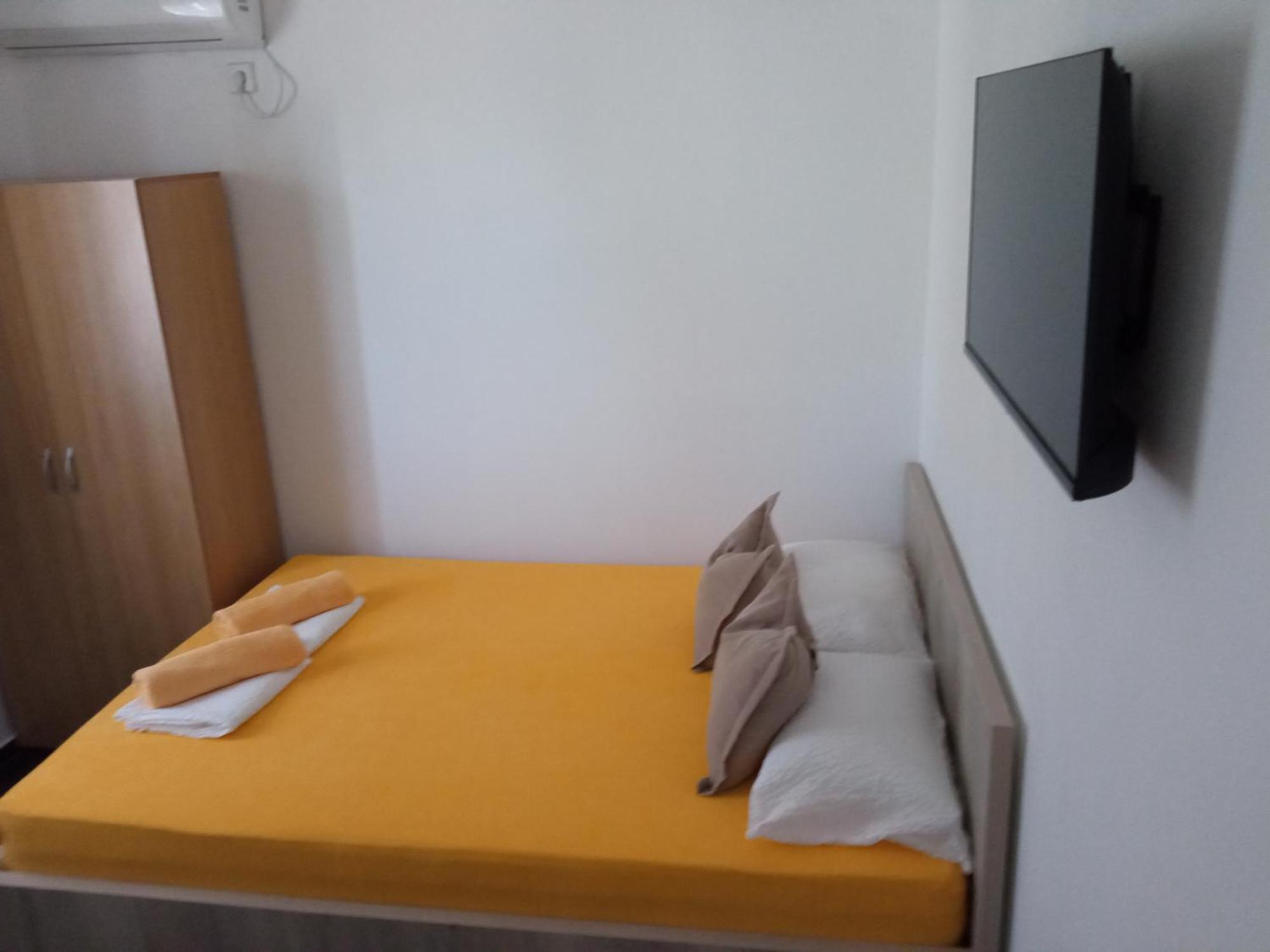Guest House Inara 内乌姆 客房 照片