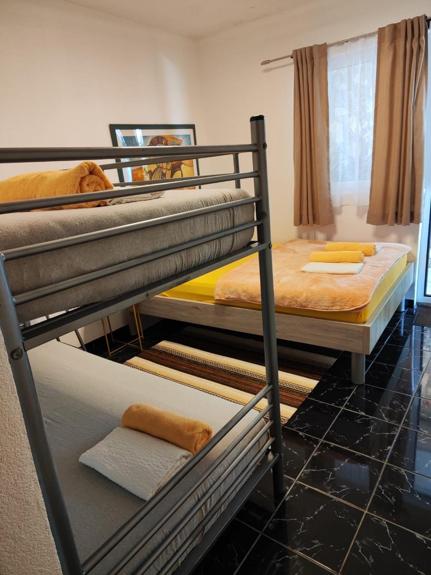 Guest House Inara 内乌姆 外观 照片